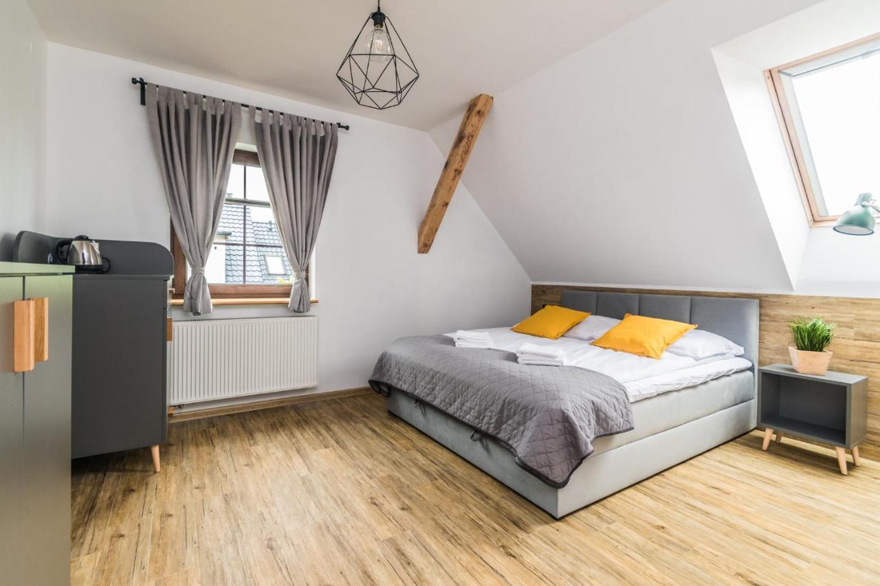 Hupkas Apartementy I Pokoje Jantar Exterior foto