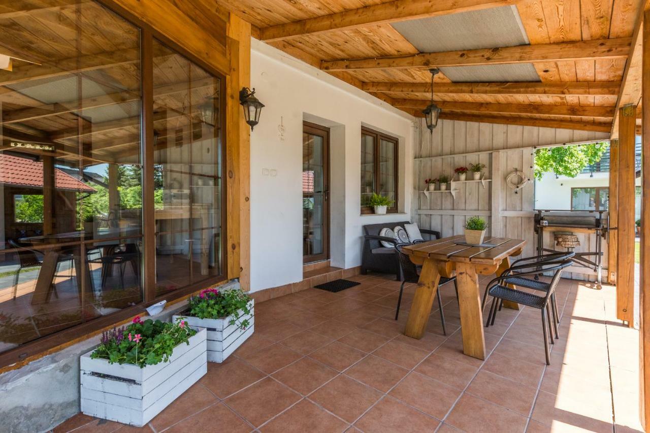 Hupkas Apartementy I Pokoje Jantar Exterior foto